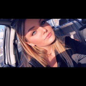 Meet your Posher, Katelynn